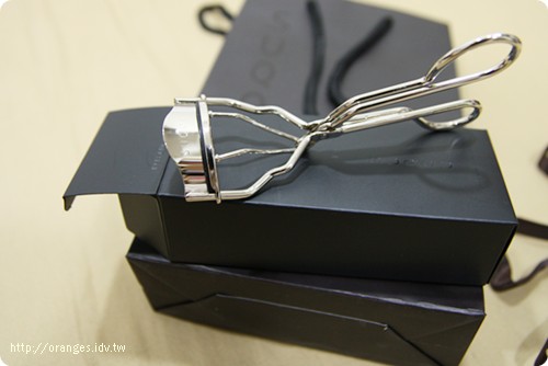 2009031713 SUQQU