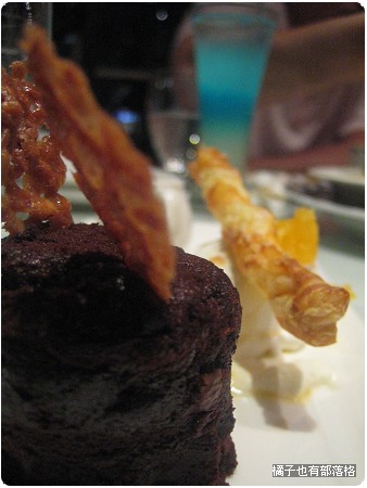 2007102210.jpg